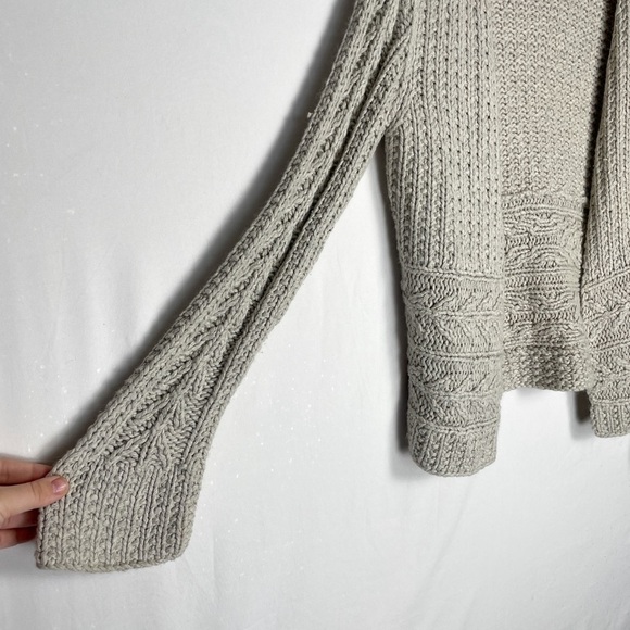 Vintage Liz Claiborne gray knit cardigan, silk blend lagenlook boho cottage - Picture 5 of 9